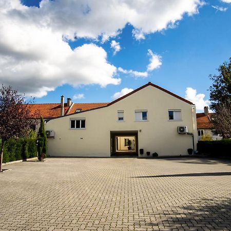 Le Pin  A L'Ombre Du Pin "2" - Family T3 Near Disneyland And Paris, 1-6 Guests מראה חיצוני תמונה